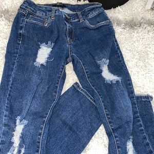Barely worn FOREVER 21 JEANS!